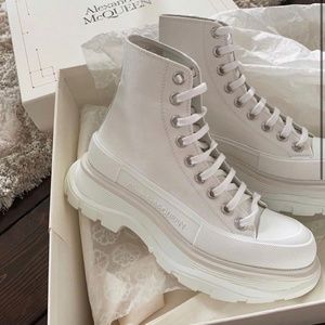 Alexander McQueen  Tread Slick High-Top sneaker